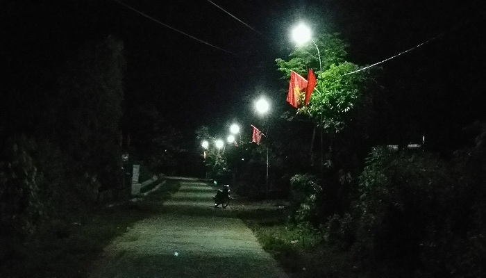 Điện thắp sáng đường quê thôn Hải Hà - xã Kỳ Lâm